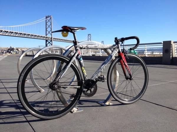 Leader Bikes 725  Silver or Gray