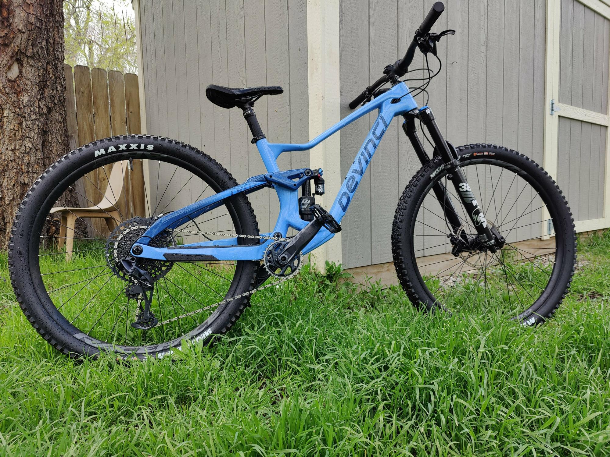2022 Devinci Troy Carbon 29 GX 12s Blue