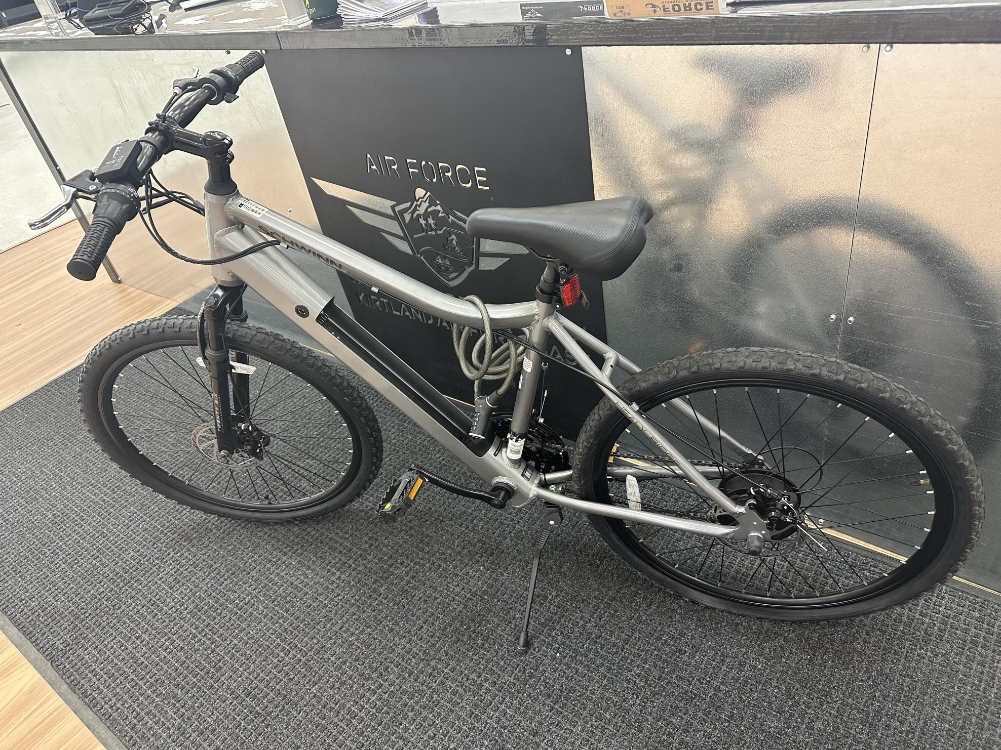 2023 Schwinn Healy Ridge Silver, gray or bare metal