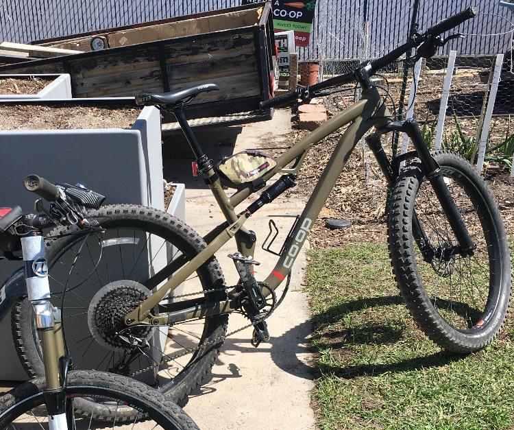 2019 REI Co-op DRT 3.2 Green