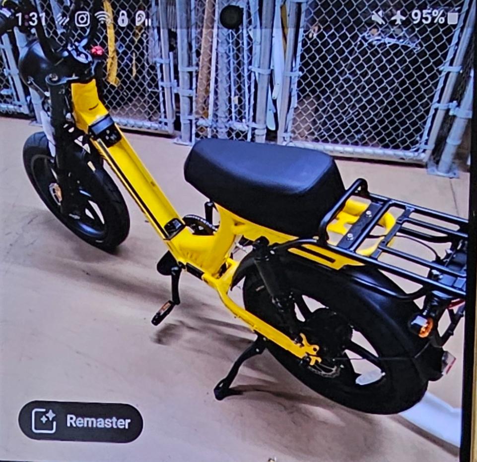 Juiced Bikes HyperScorpion Yellow or Gold