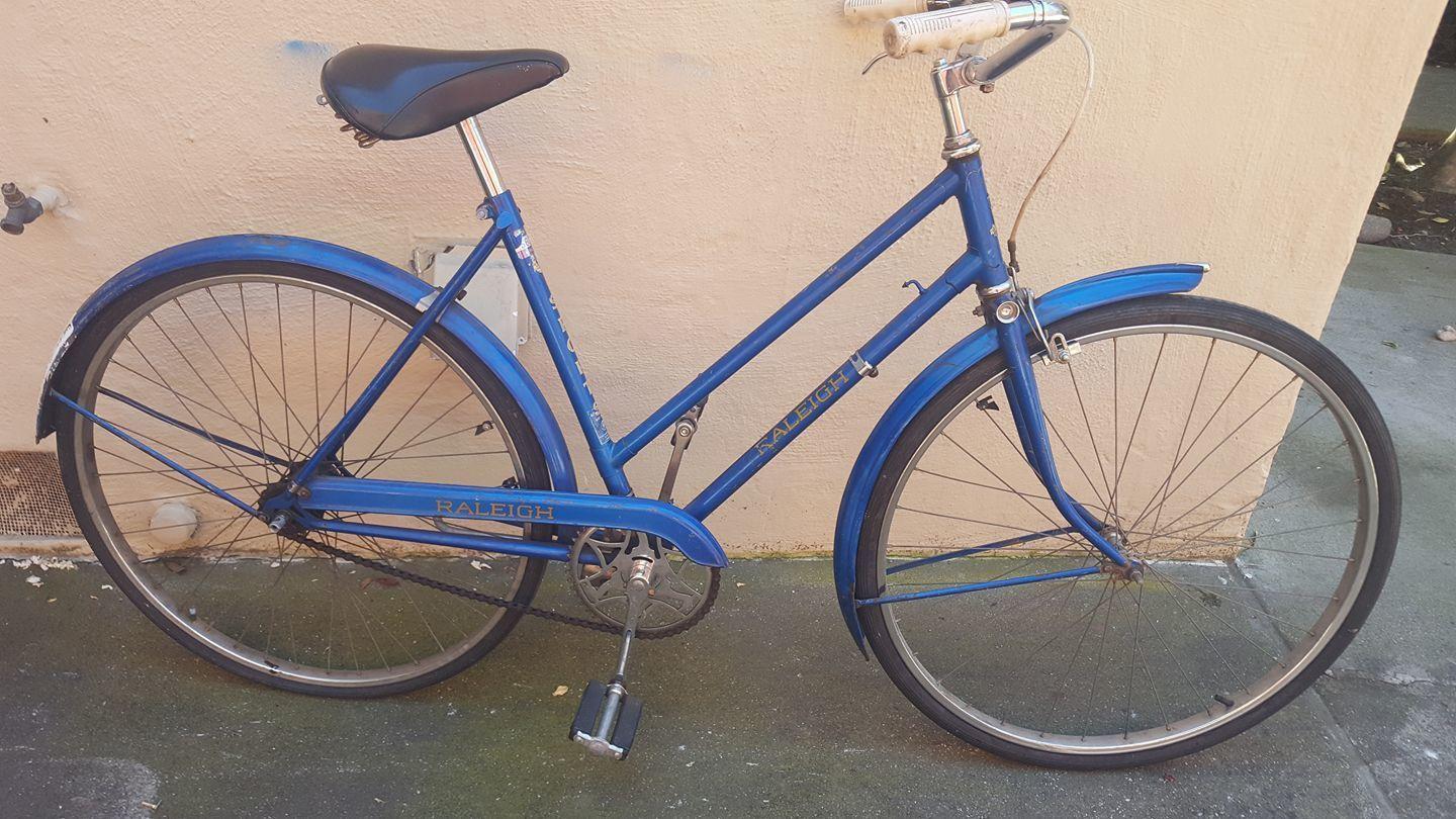 1974 Raleigh Ladies frame Blue
