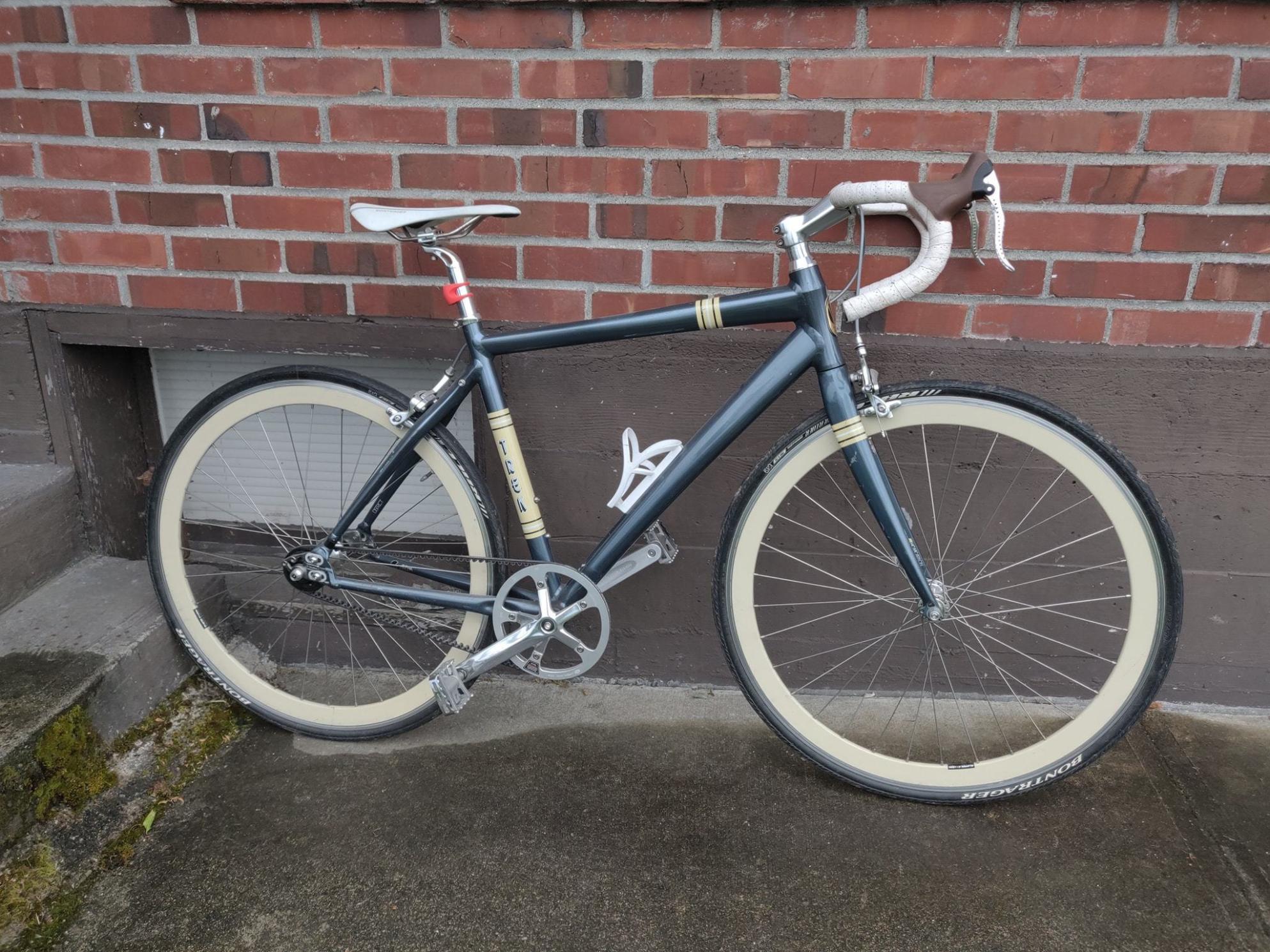 2011 Trek 1st District Blue, White, and Yellow or Gold