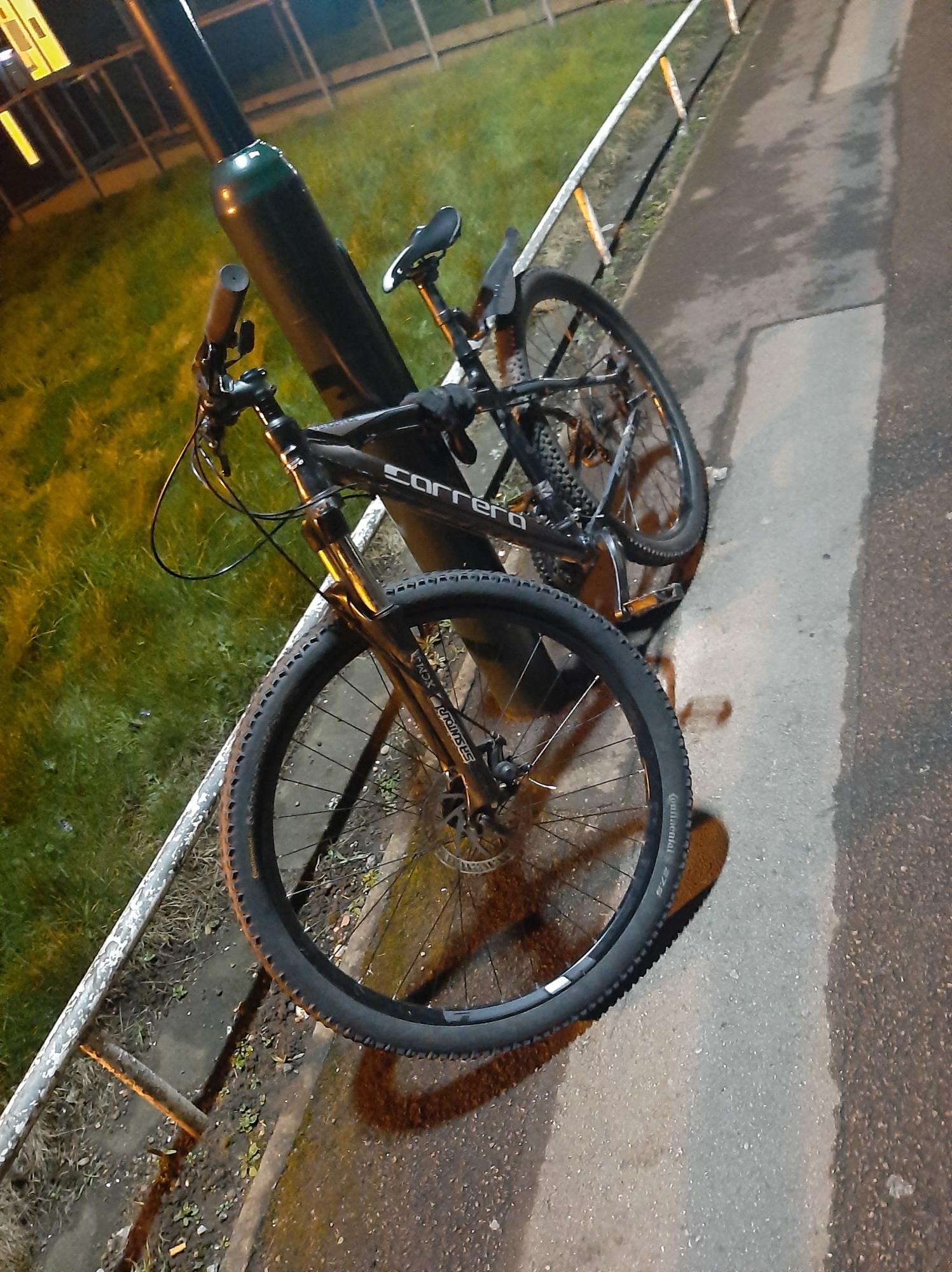 2018 Carrera bicycles Black