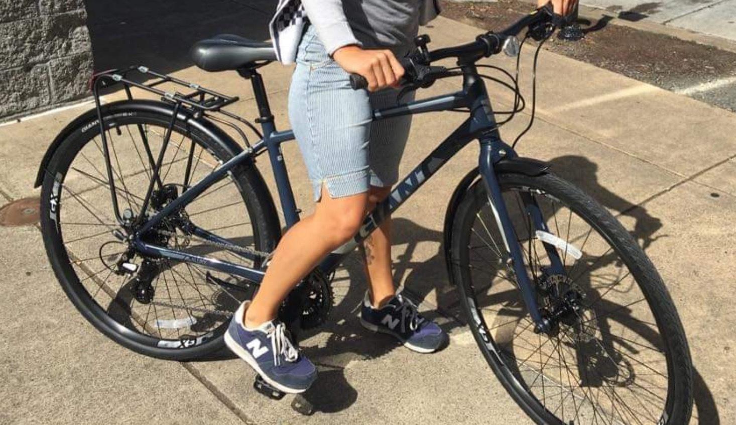 2019 Giant Blue