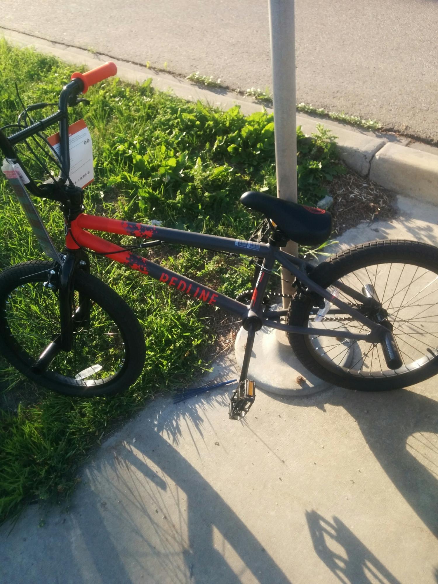 Other Redline Silver, gray or bare metal and Red