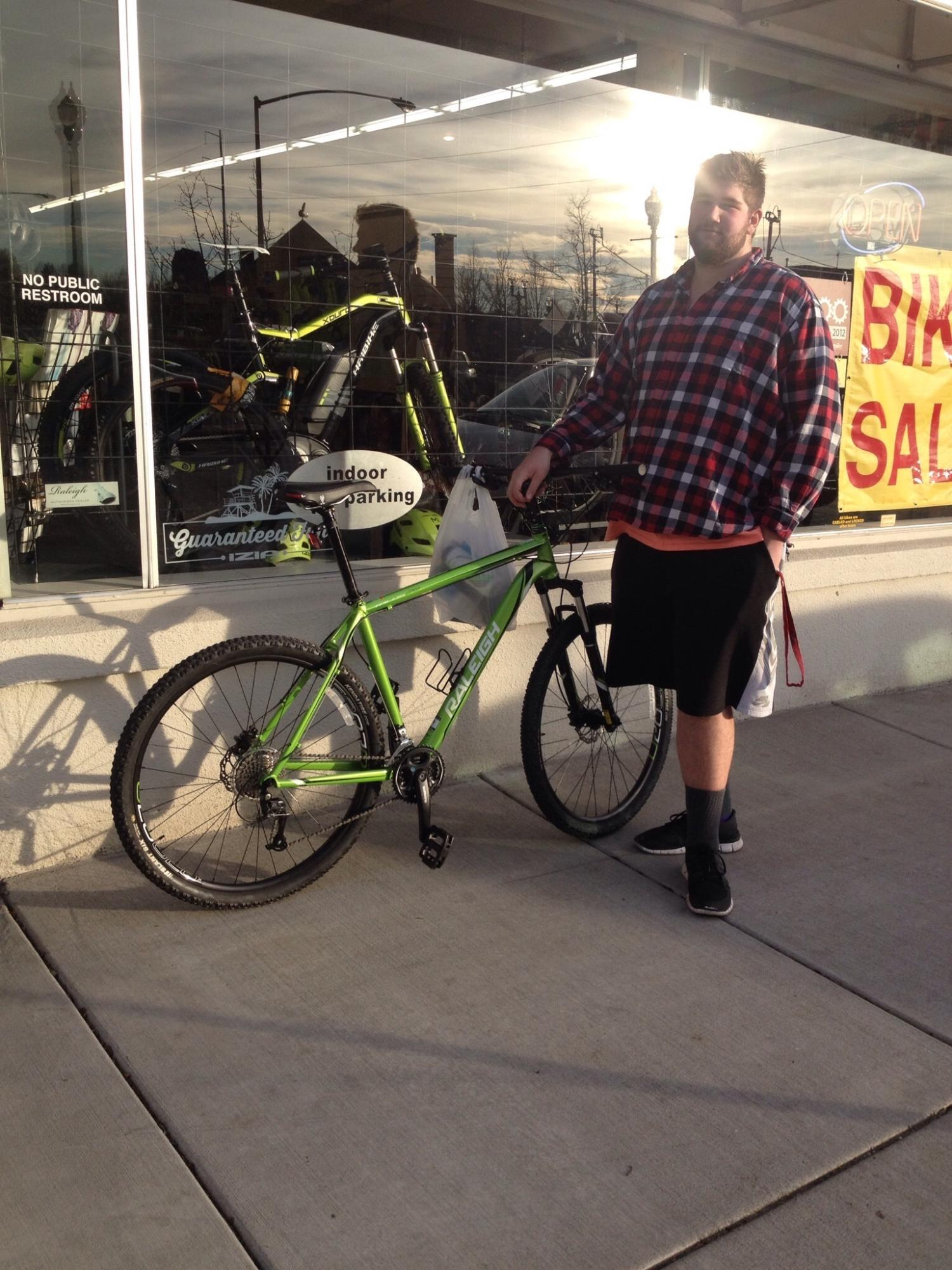 2015 Raleigh XL TALUS 29 Green