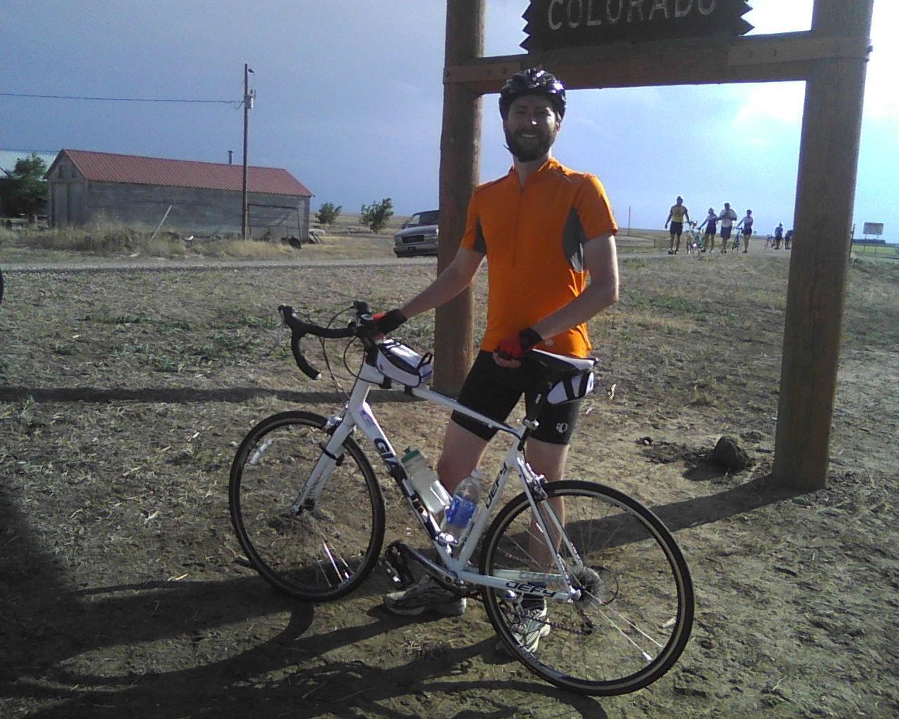 2011 Giant Defy 3 White and Black