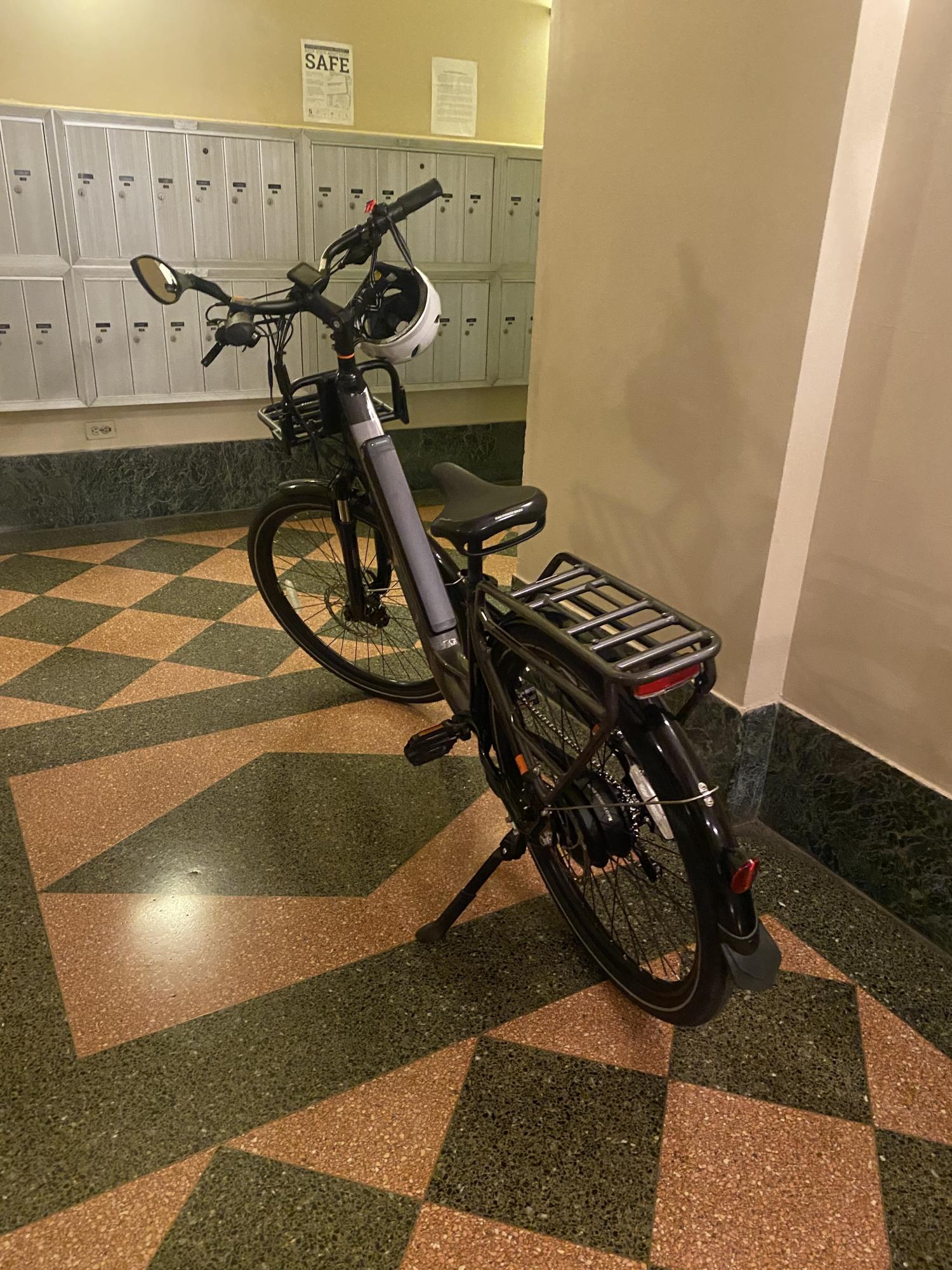 2022 Rad Power Bikes RadCity 5 Plus Electric Commuter Black