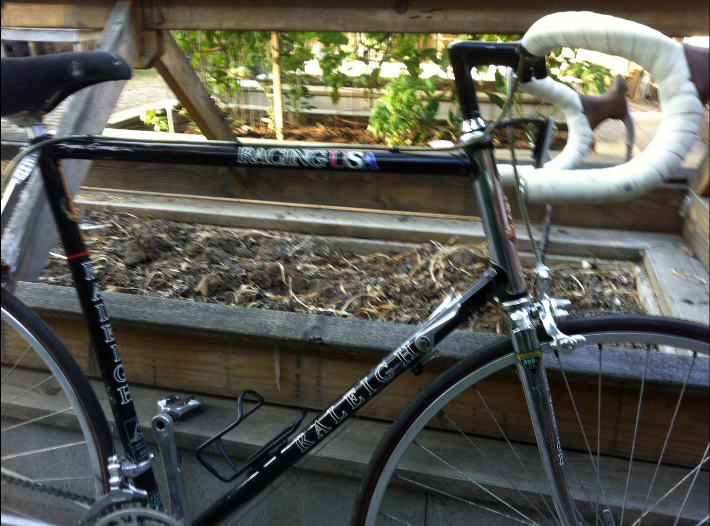 1985 Raleigh super course  Black