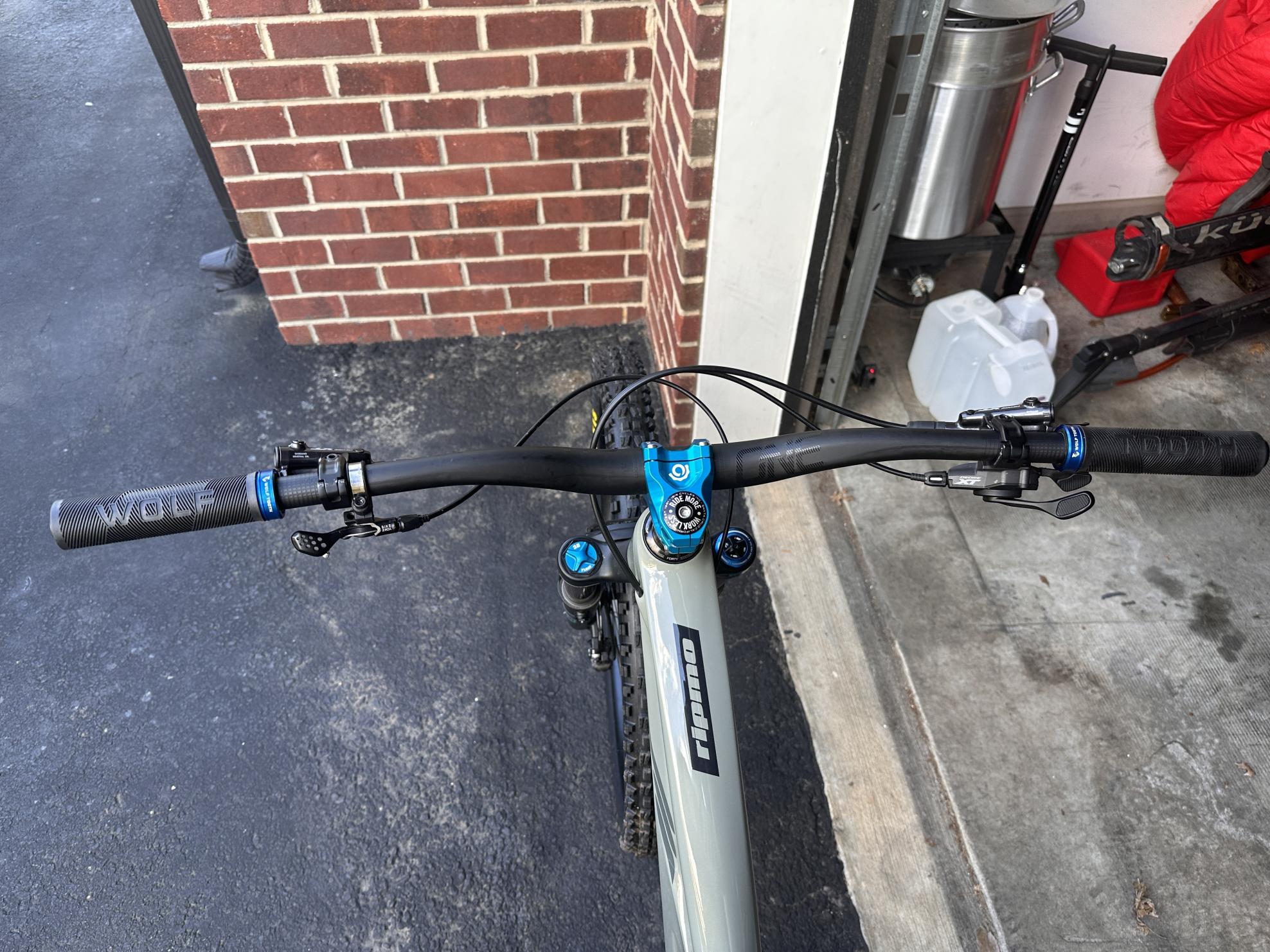 2021 Ibis Ripmo V2 Silver, gray or bare metal and Blue