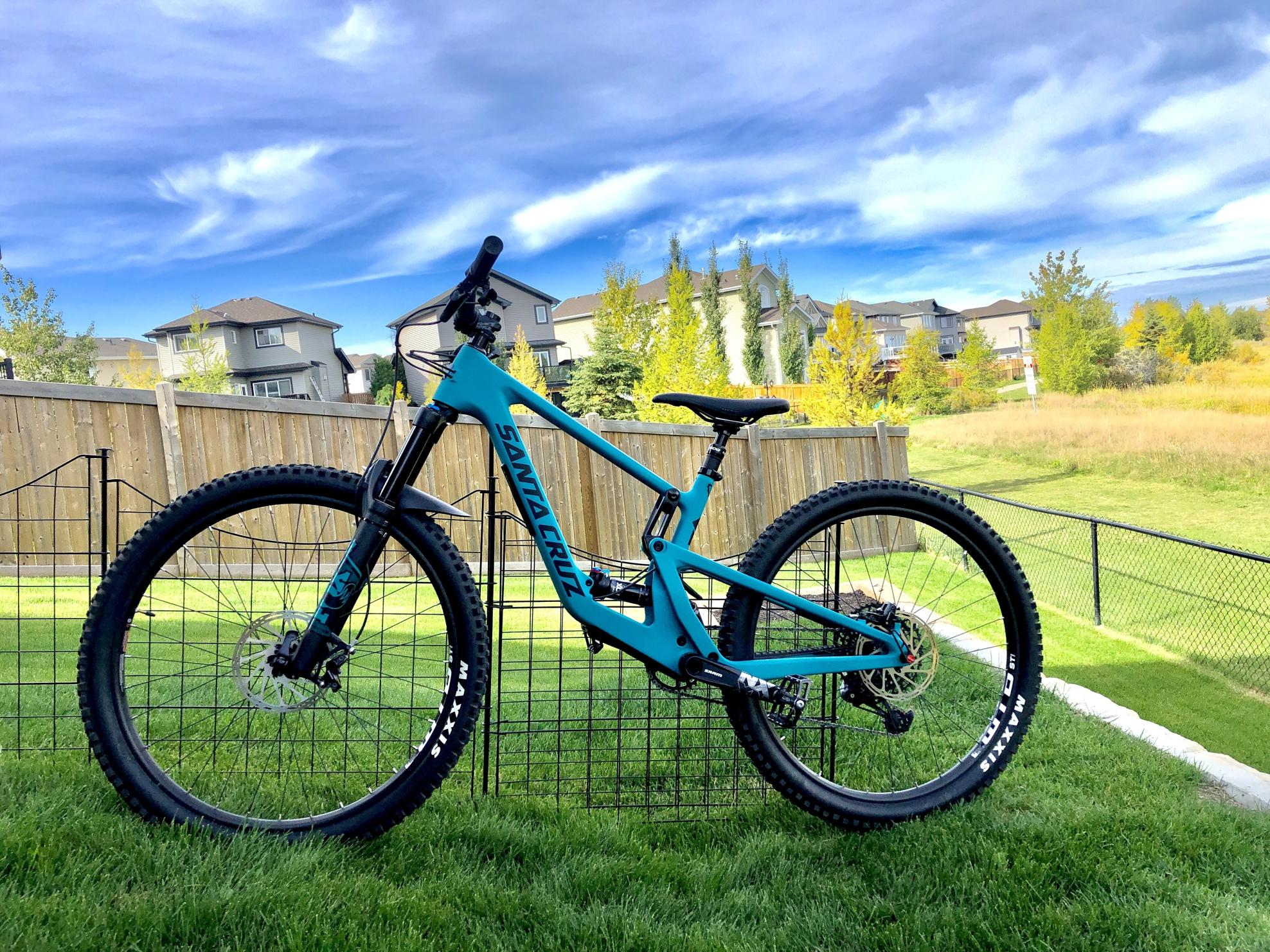 2020 Santa Cruz 5010 Blue
