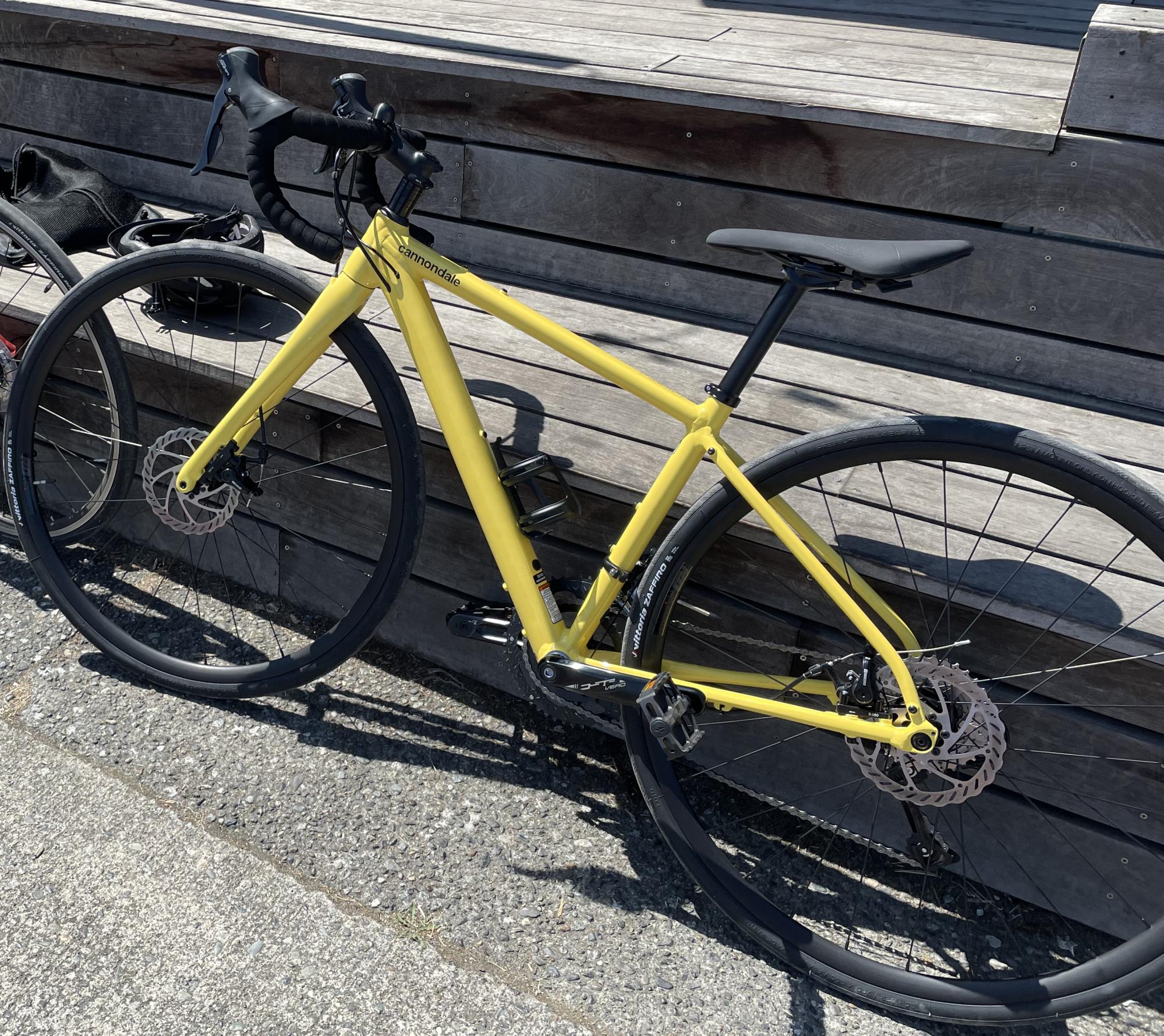 2022 Cannondale synapse 3 Yellow or Gold