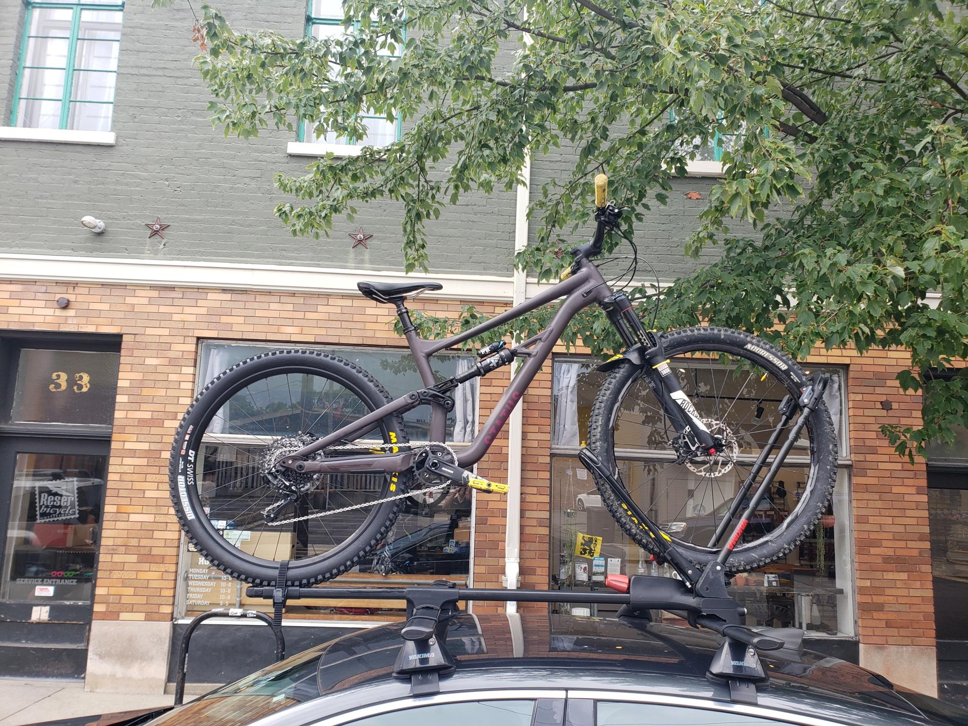 2023 Specialized Status 140 Purple