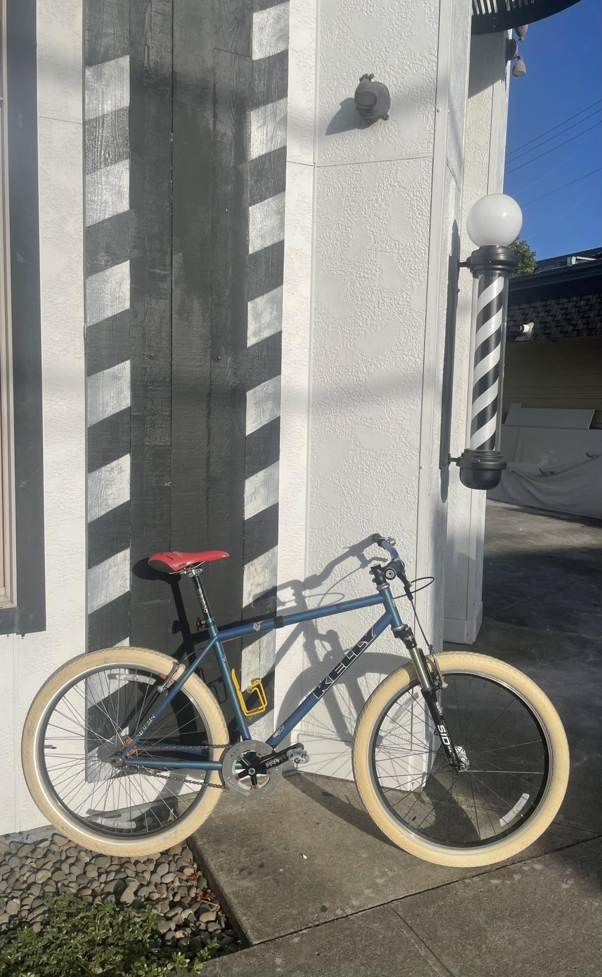 2005 Kellys Bicycles Single speed 26in Blue