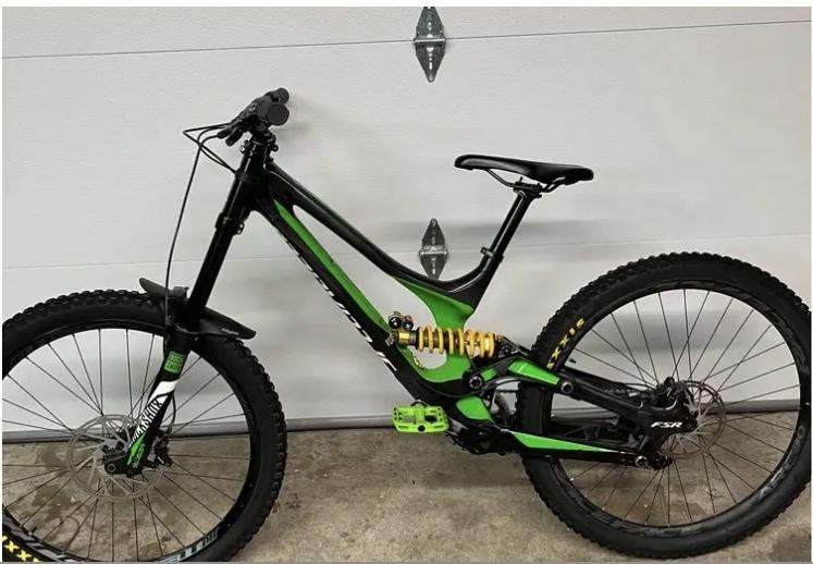 2016 Specialized Demo 8 Black