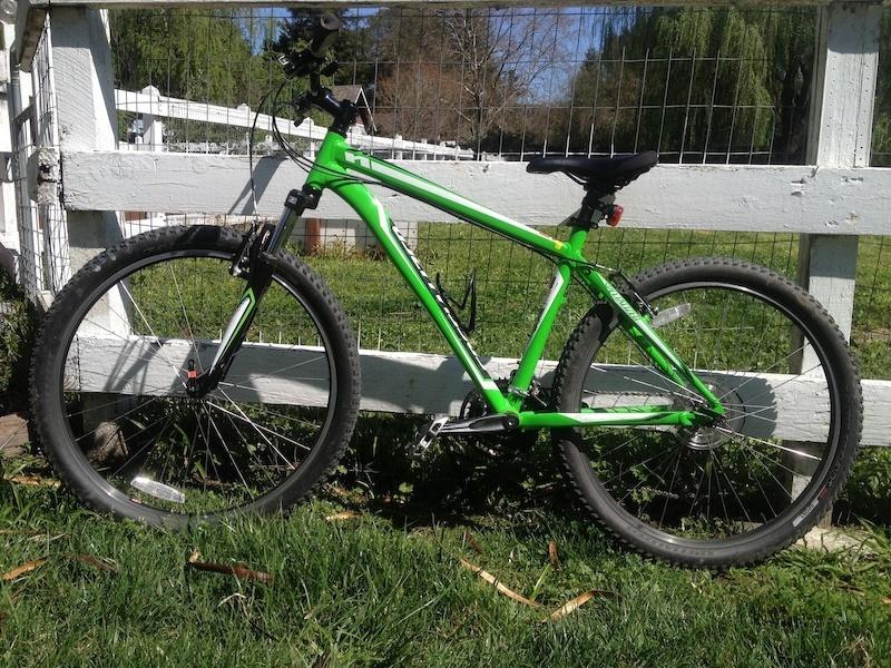 2013 Specialized Green