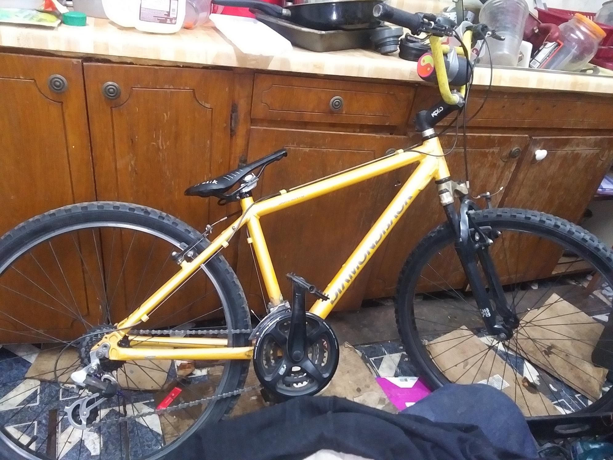 Diamondback Sorrento Yellow or Gold