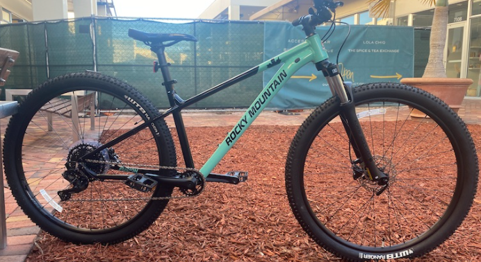 2021 Rocky Mountain Bicycles Large Teal and Black
