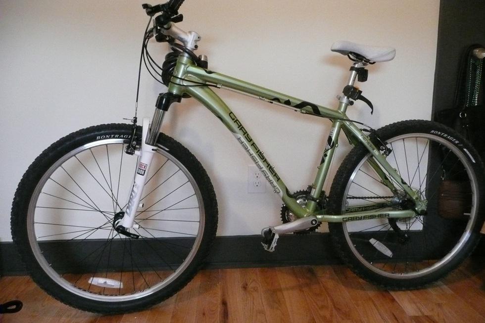 2008 Gary Fisher Genesis 2.0  Black