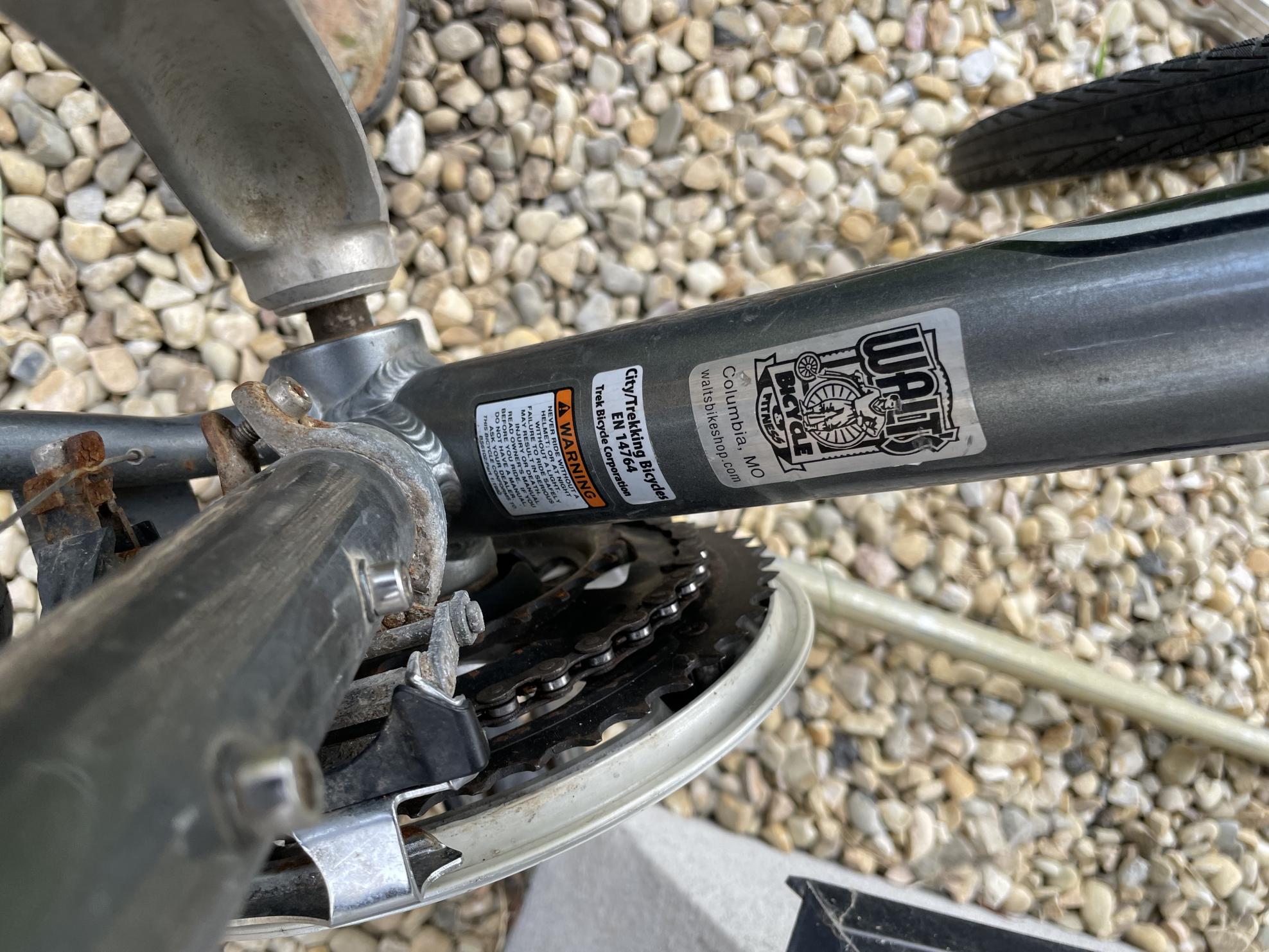 2010 Trek 7200 Silver, gray or bare metal