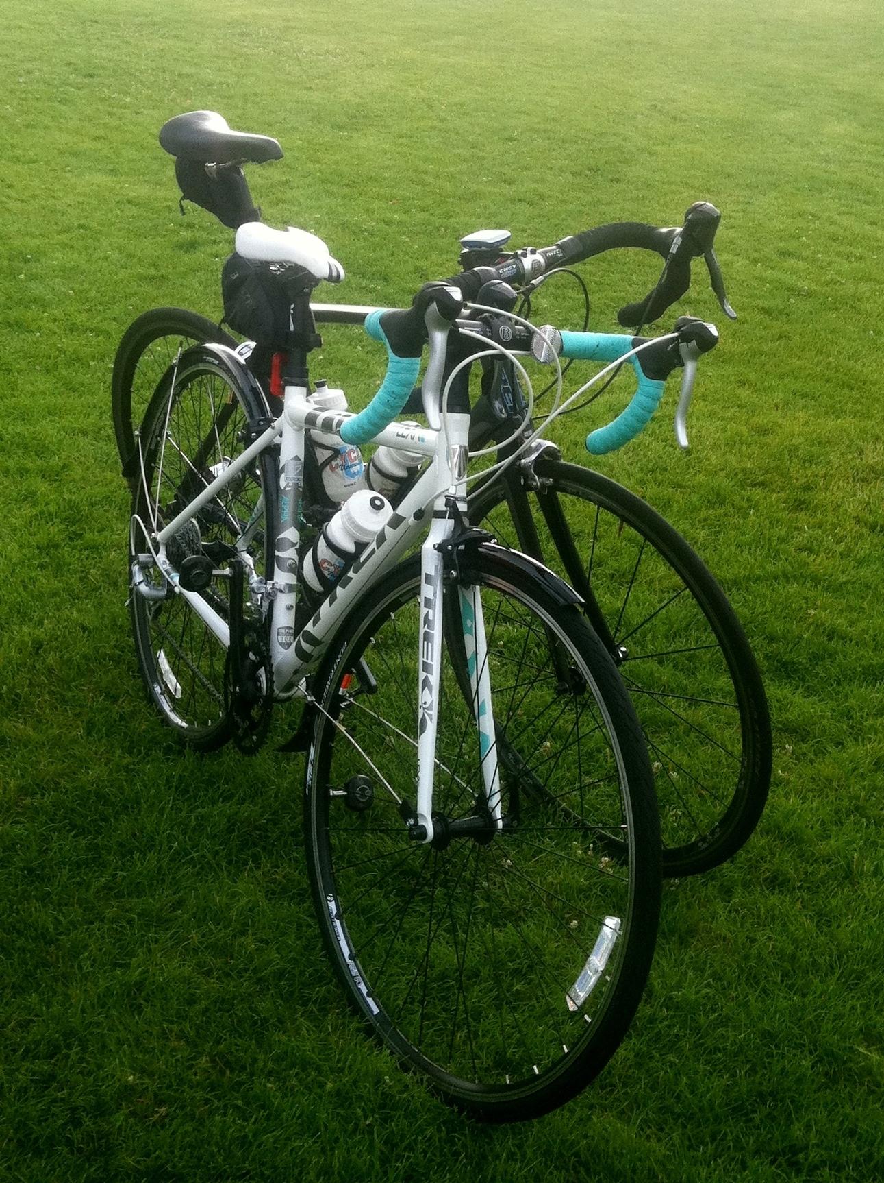 2012 Trek Lexa  White