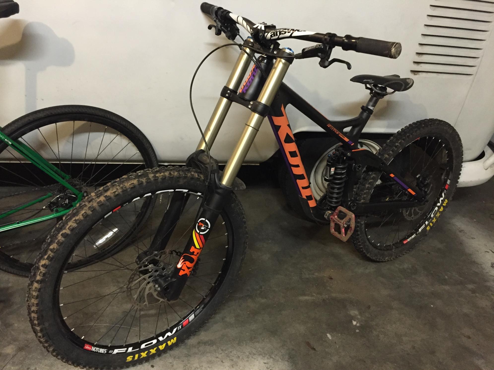 2016 Kona Operator Surpreme Black