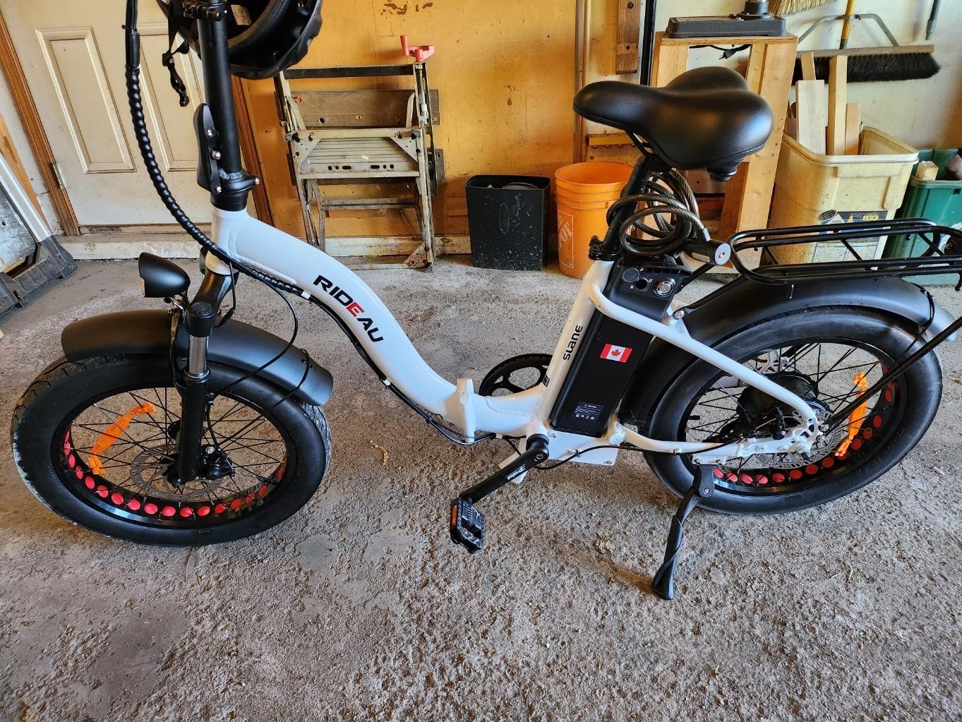 2022 Slane Rideau White