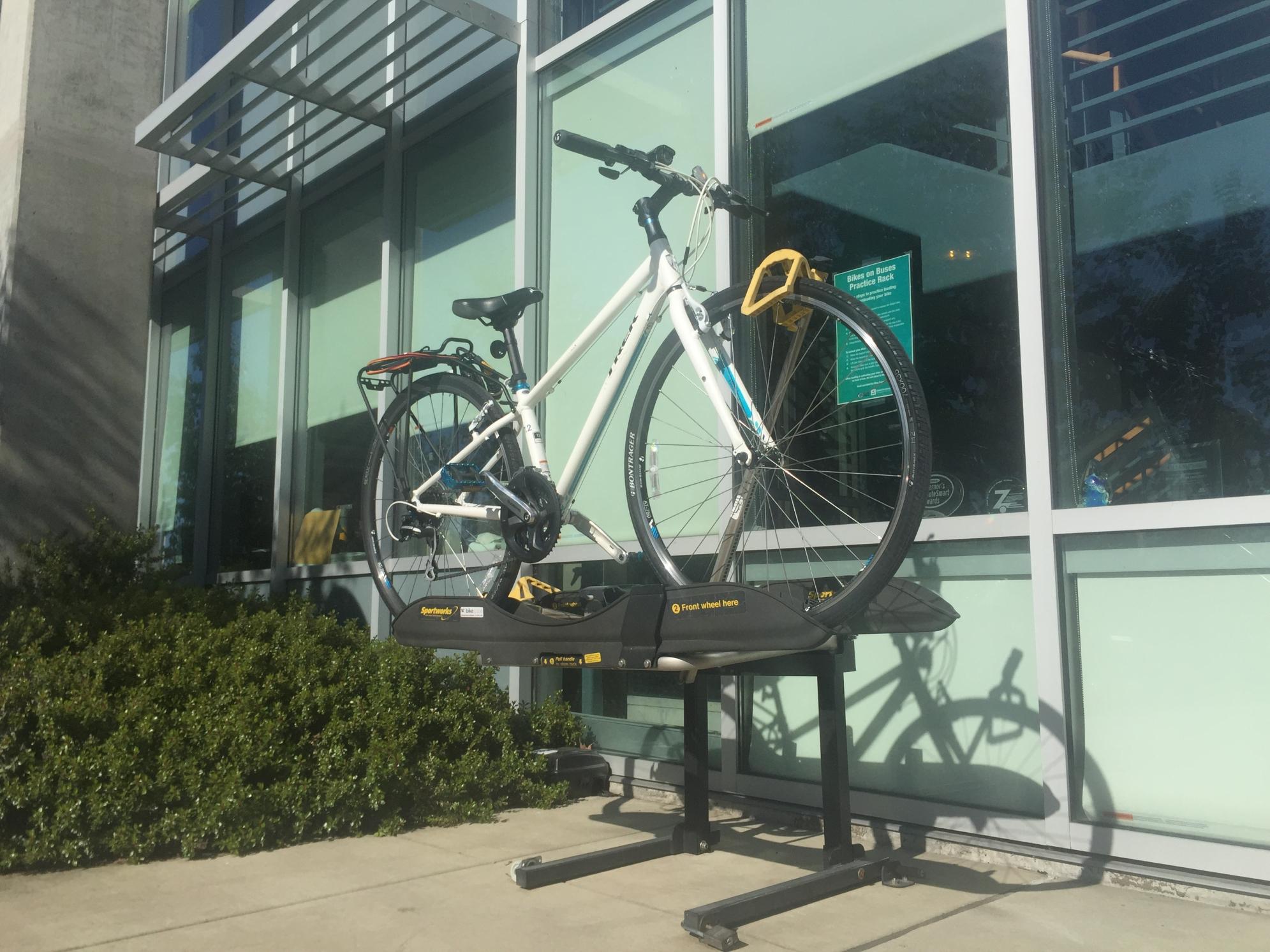 2015 Trek Trek 7.2 FX WSD 15 White