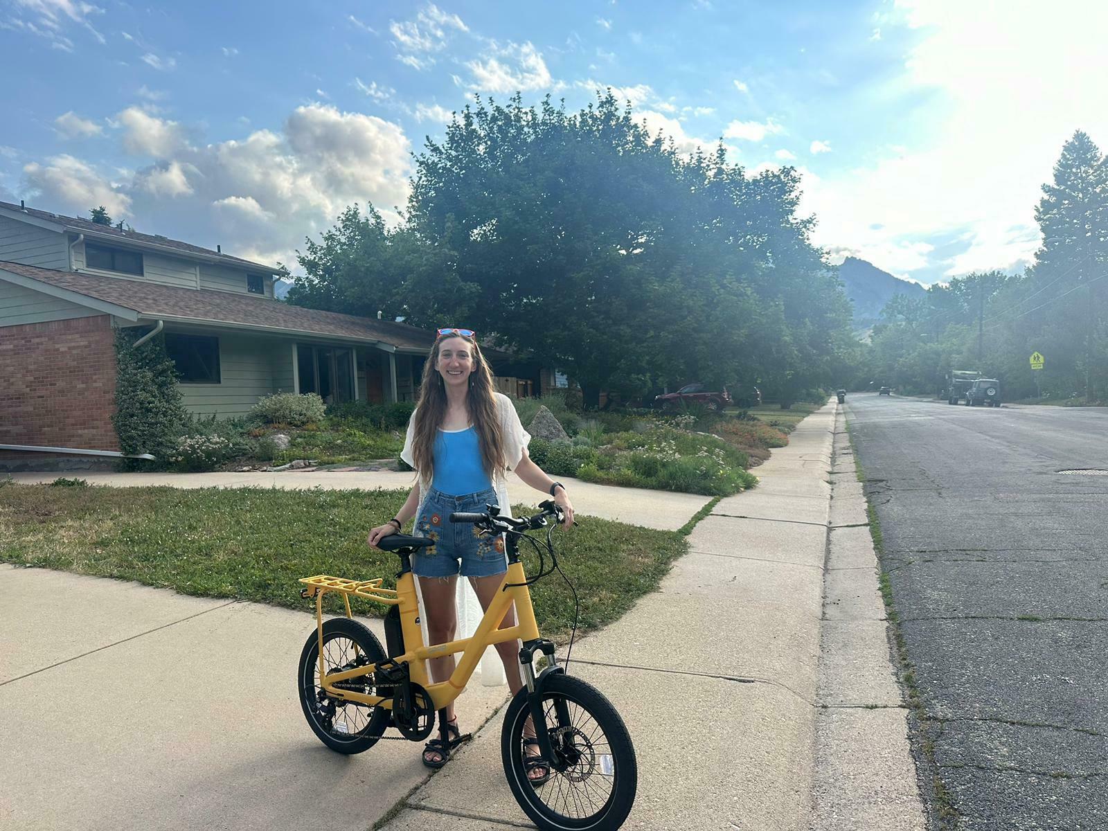 2023 REI Co-op 1.1 Yellow or Gold