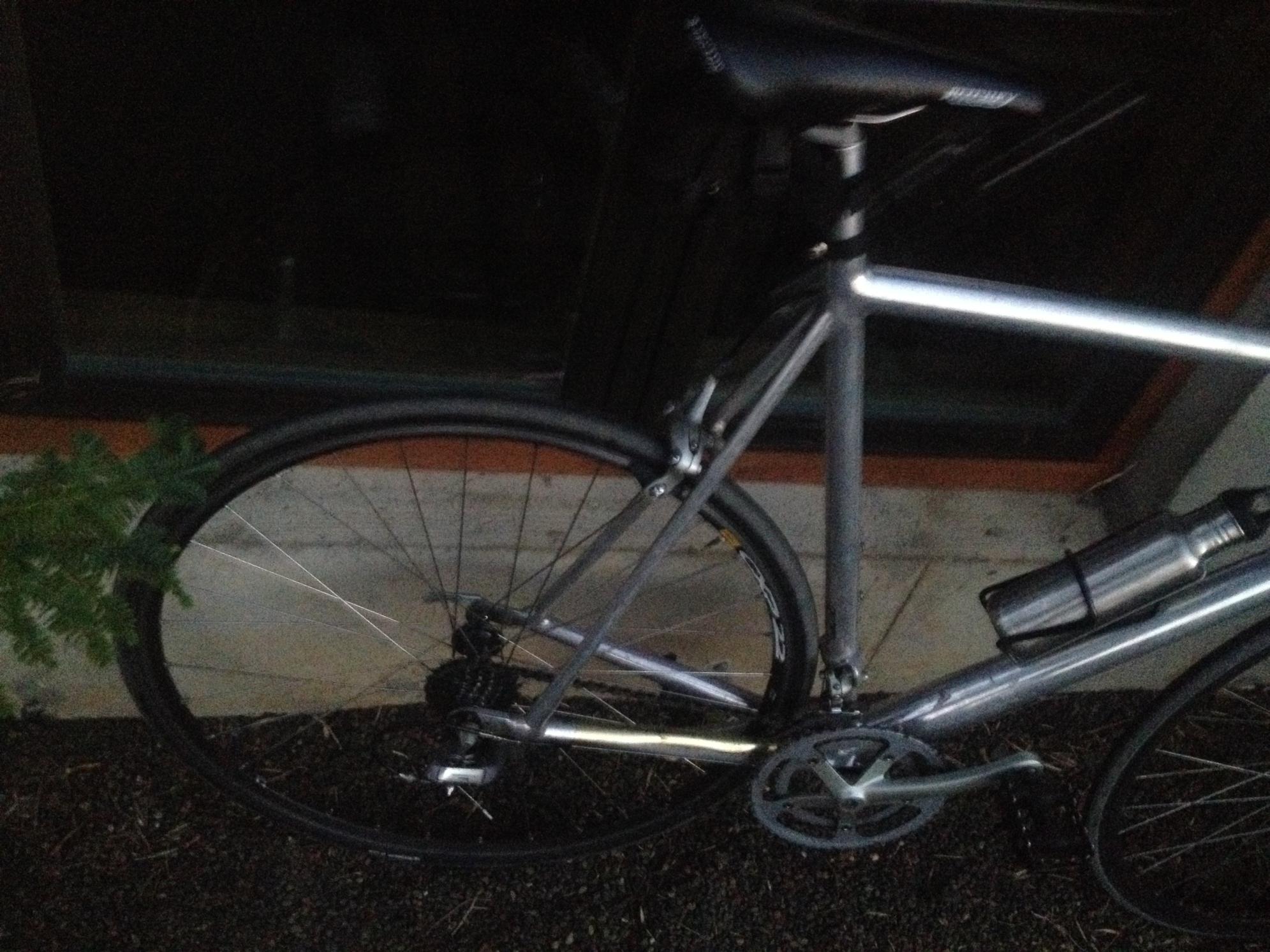 1990 Cannondale Street/Racing Silver or Gray