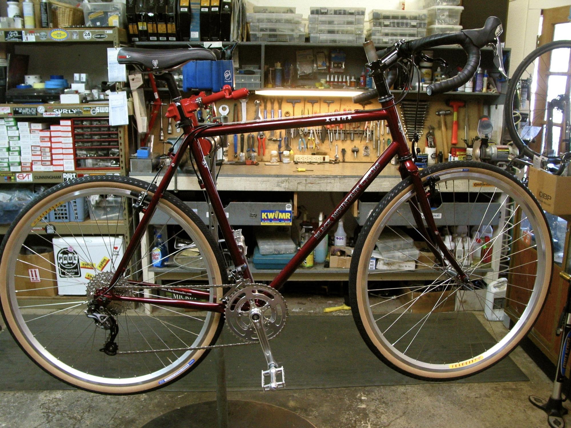 2016 Black Mountain Cycles Cross4 Black