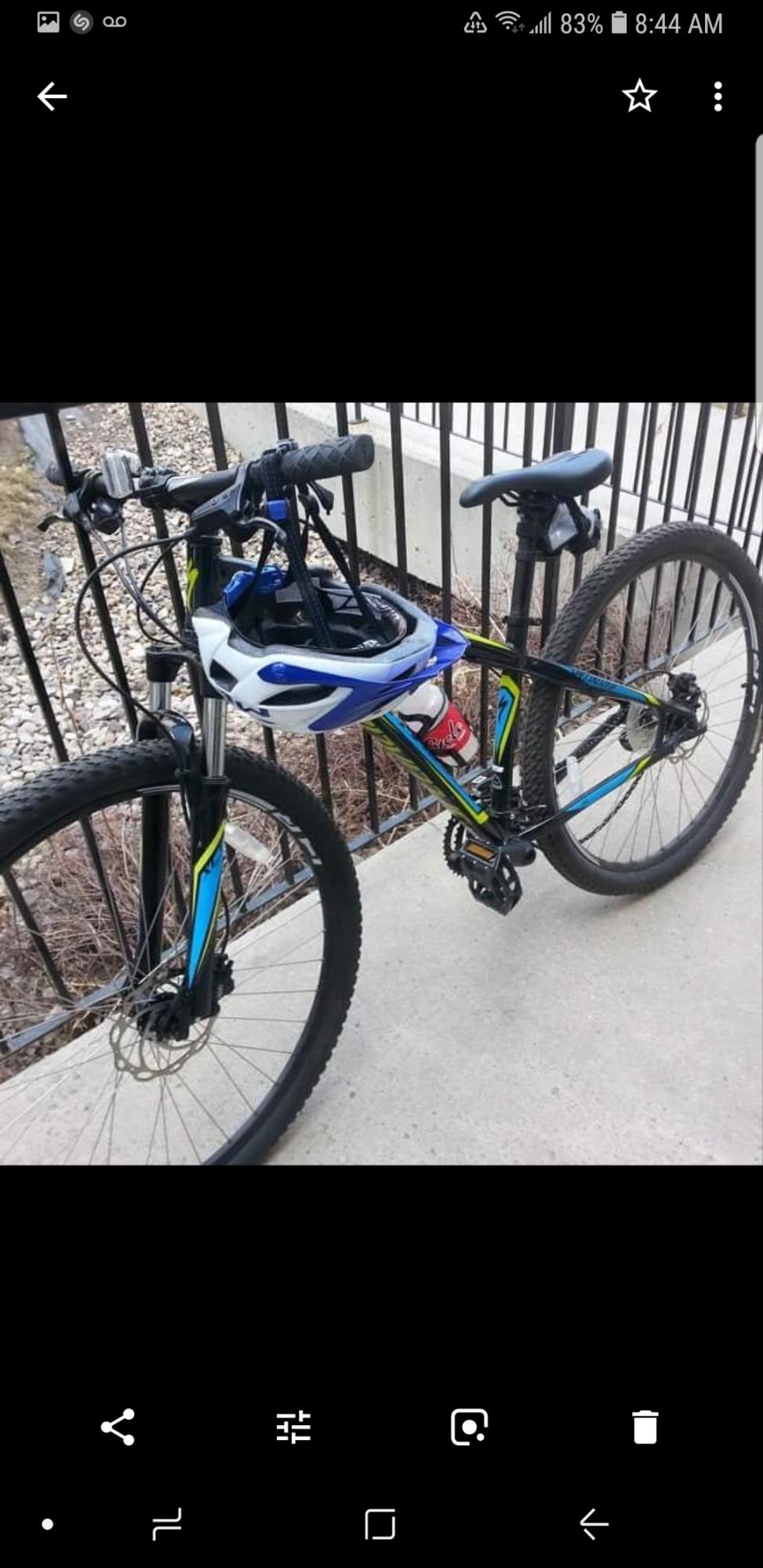 Specialized Hardrock sm/bl Black, Green, and Blue