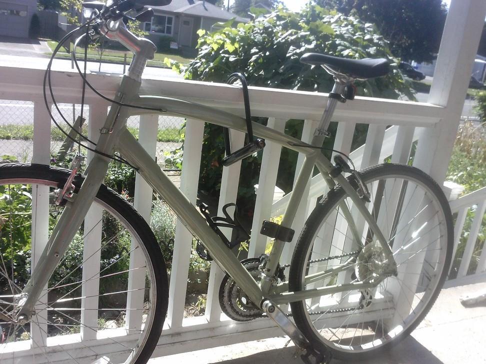 2010 River City Specialized Globe Vienna  Black