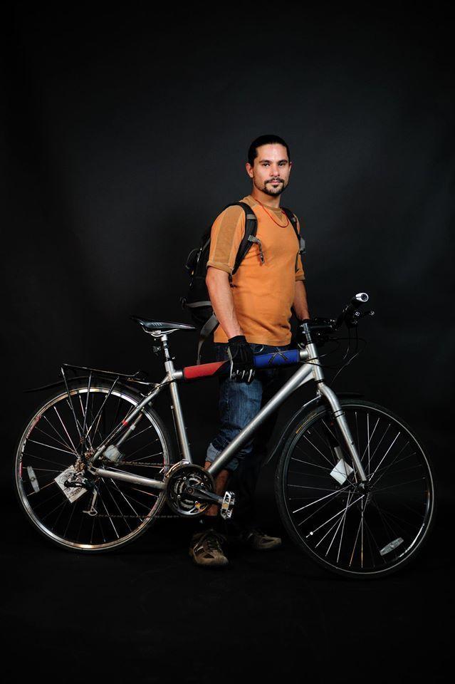 2009 Giant Seek 2 Silver or Gray