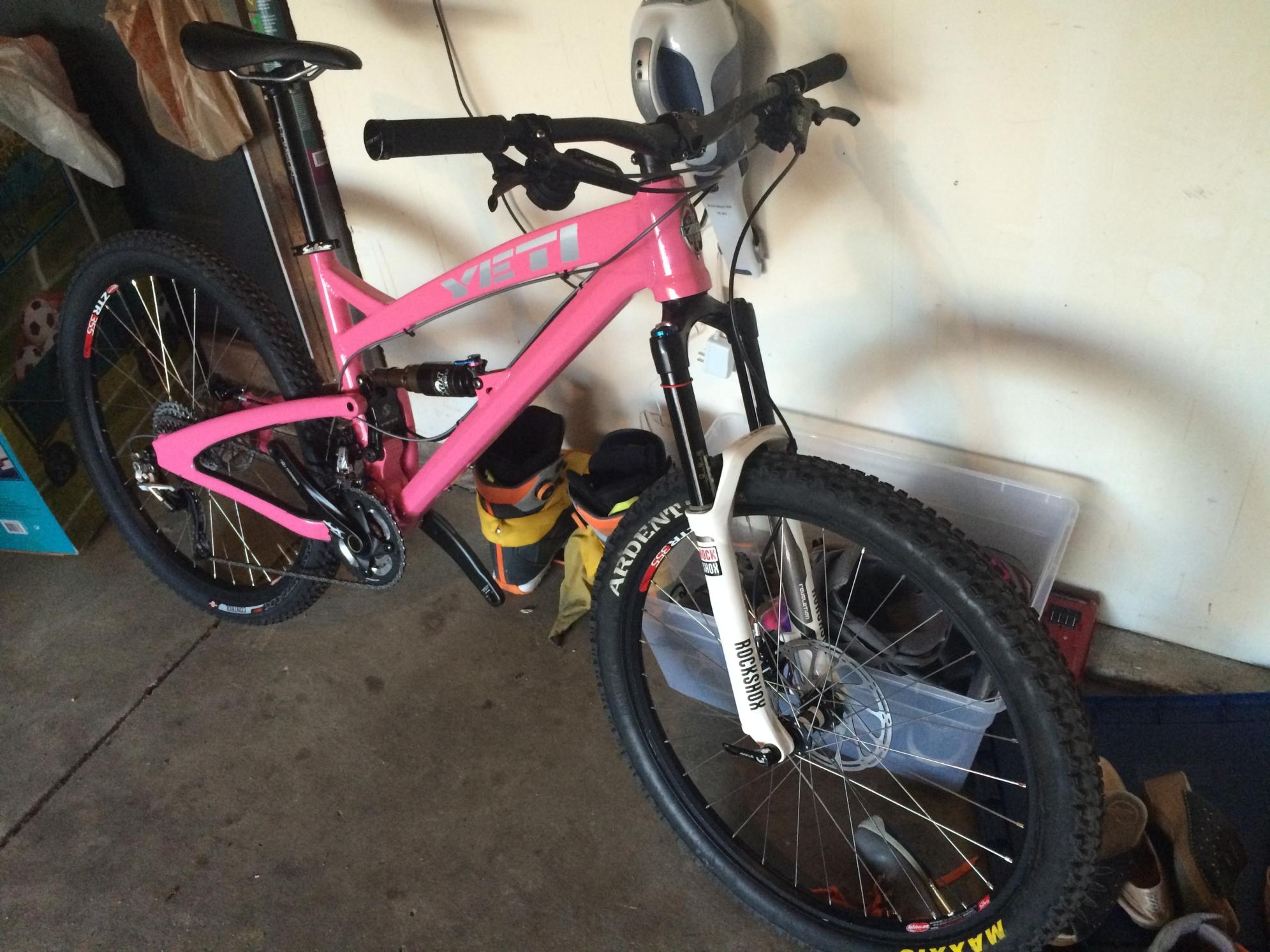 2012 Yeti SB66 Pink
