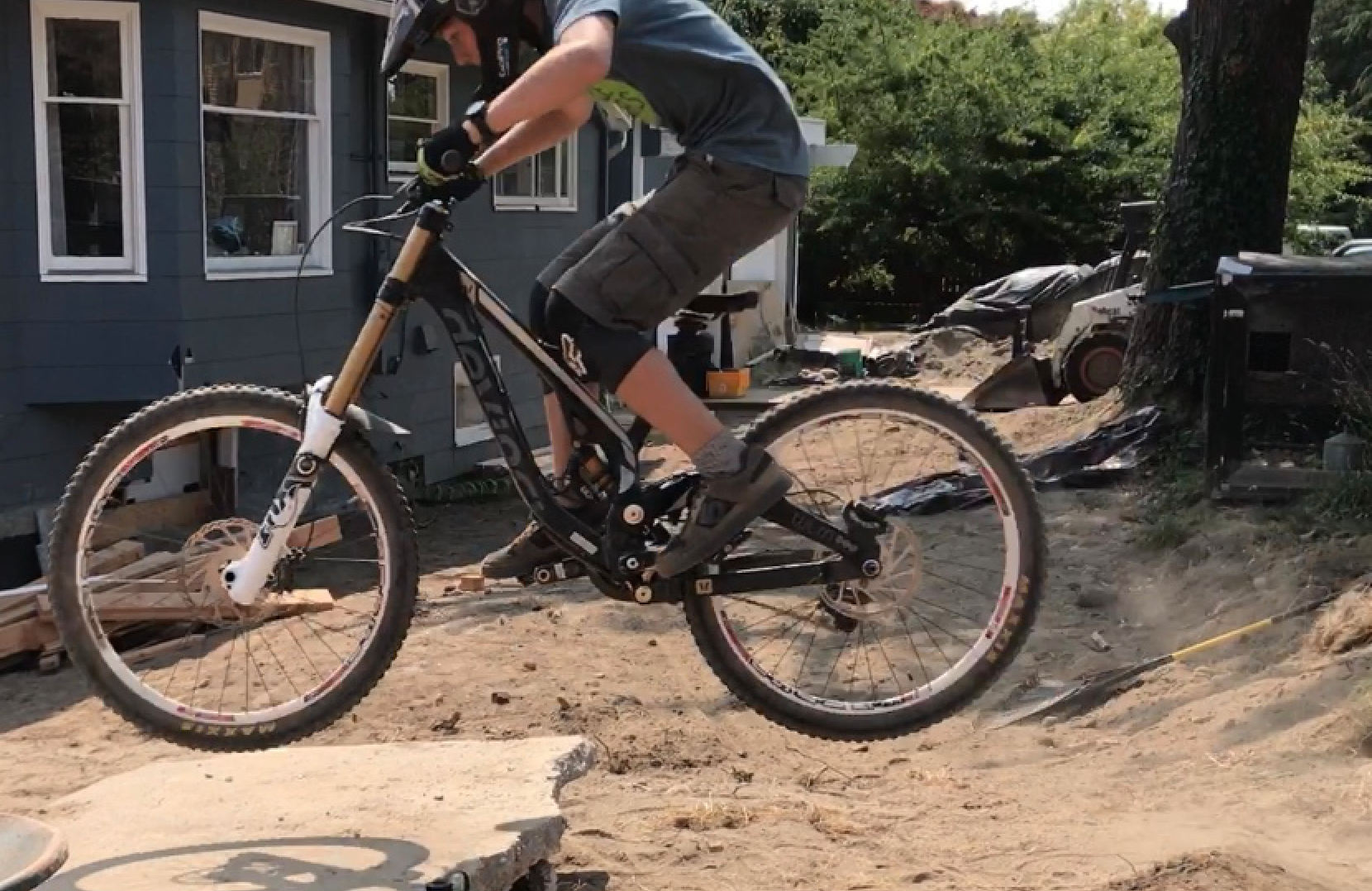 Devinci downhill Black