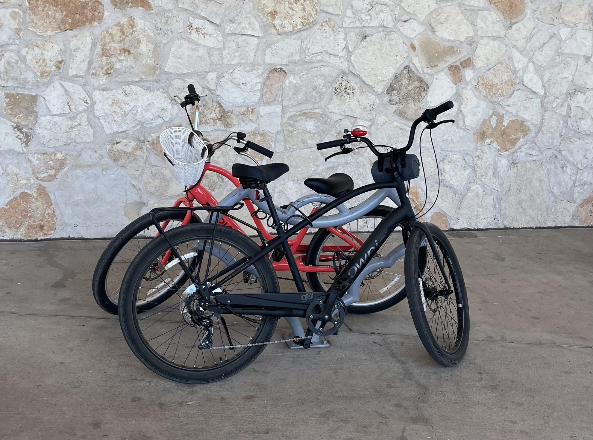 2022 Electra Townie Black