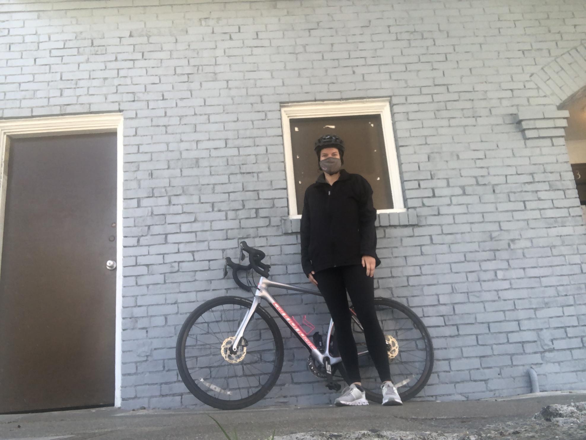 2020 Cannondale synapse Silver, gray or bare metal and Pink