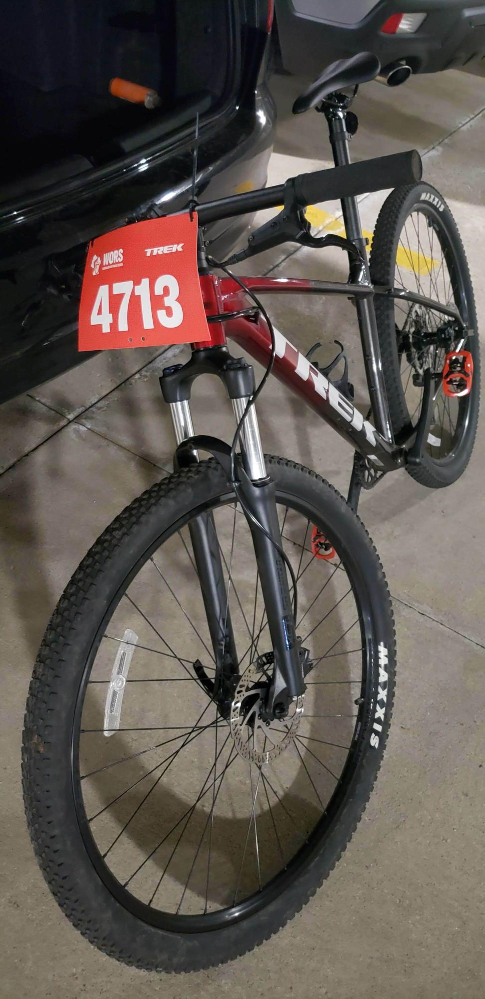 2022 Trek MARLIN 6 Red and Black