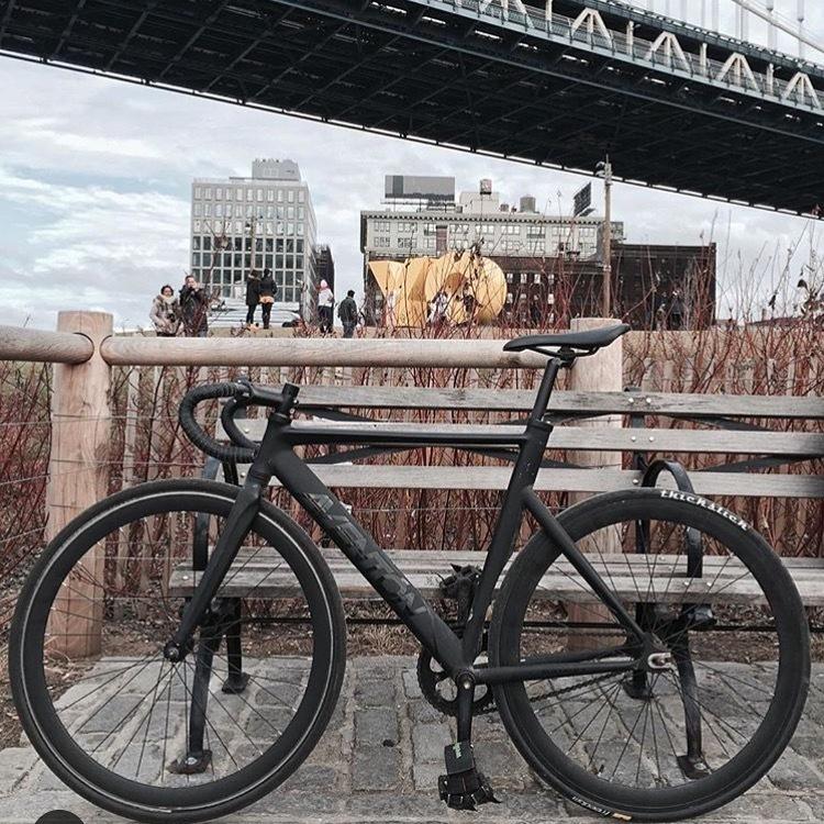 2015 Aventón Mataro Black