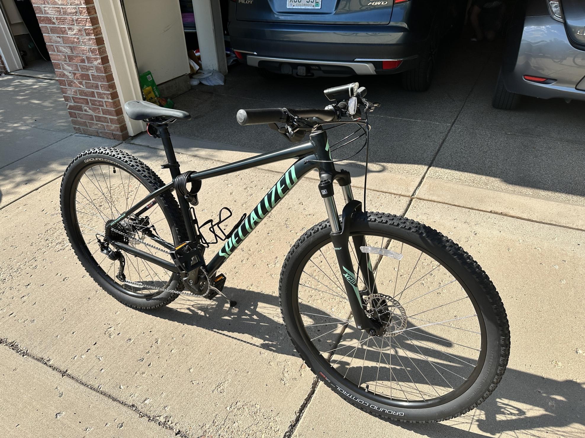 2022 Specialized Rockhopper Black and Green