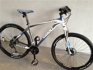 2013 Giant Talon 29er 0 White