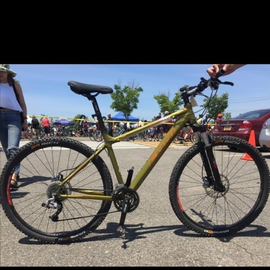 2011 Fuji Tahoe 29'er 1.0 Green