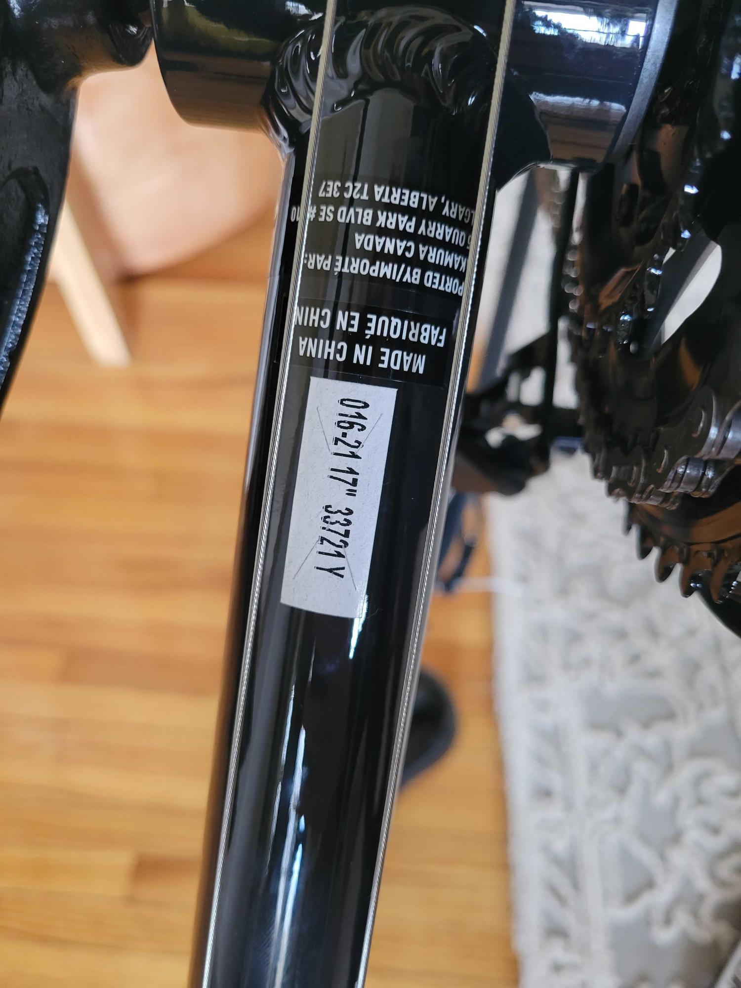 2022 Nakamura Nakamura Royal 700c Hybrid Bike, 18 S... Black