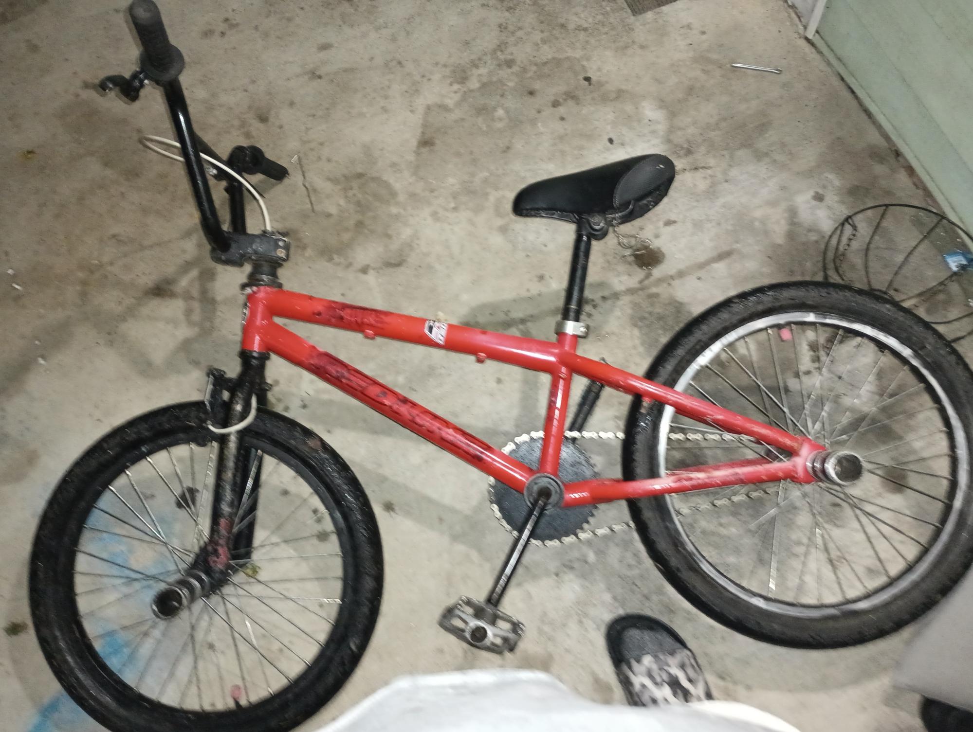 Redline Conquest 20 Red