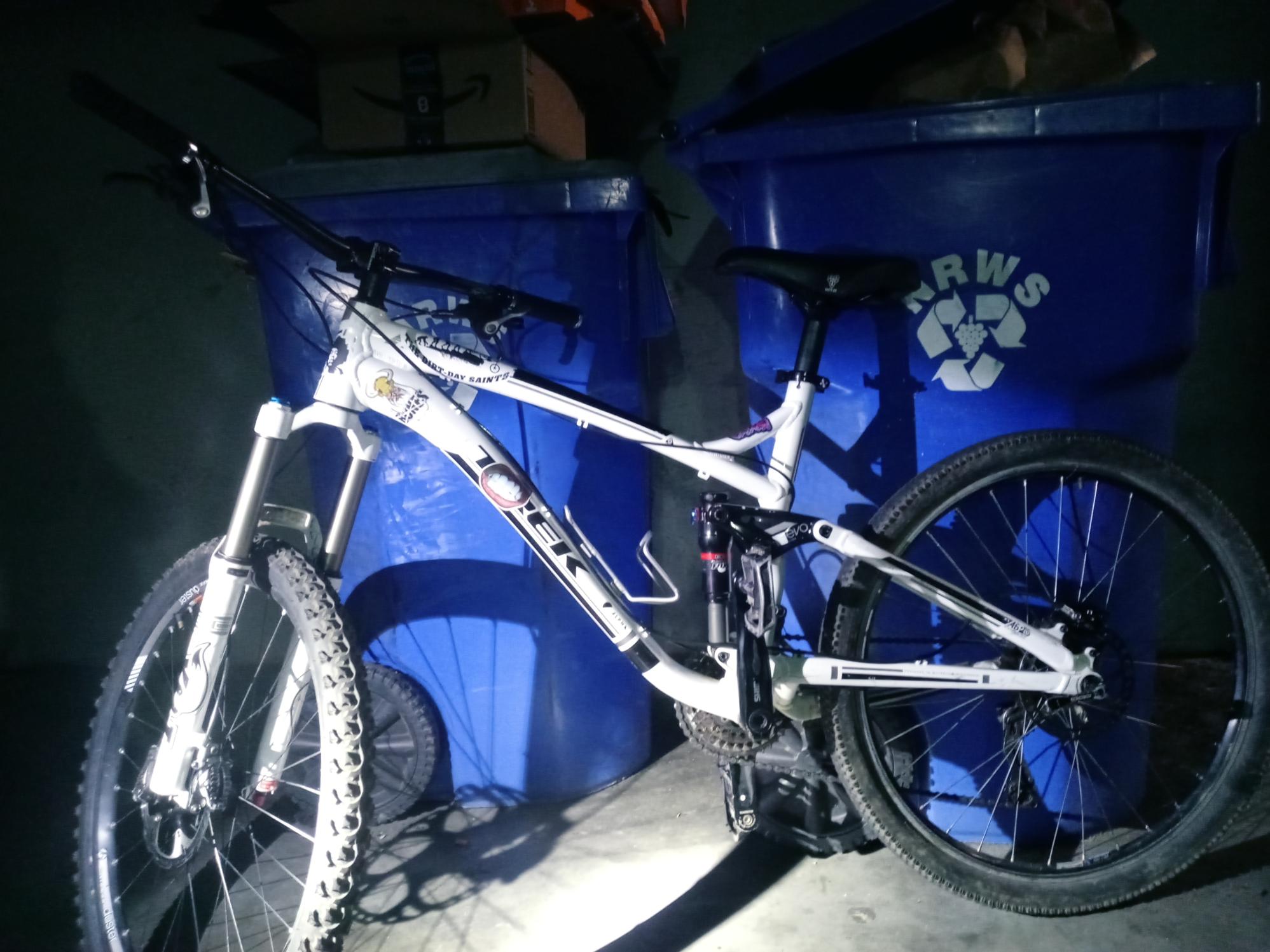 2016 Trek Evo link White