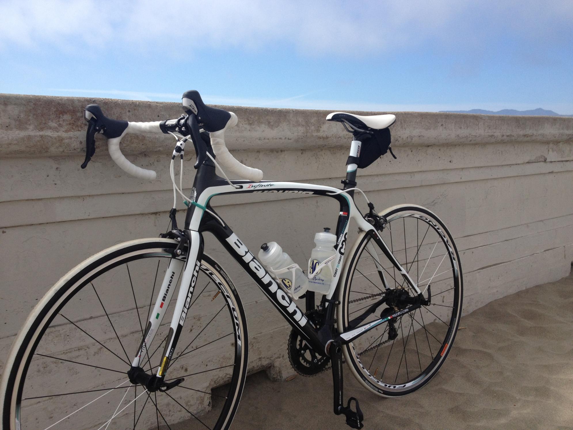2013 Bianchi Infinito 105 White and Black