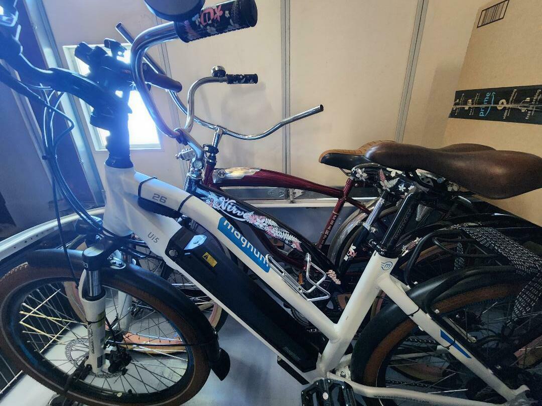 2020 Magnum Bikes Ui5 White