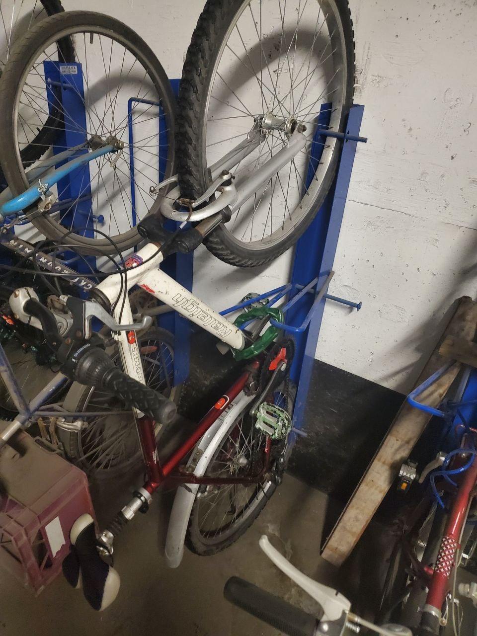 Raleigh Portage White and Red